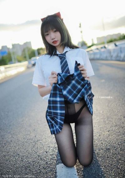 三级黄色又硬又爽_720电影全集观看